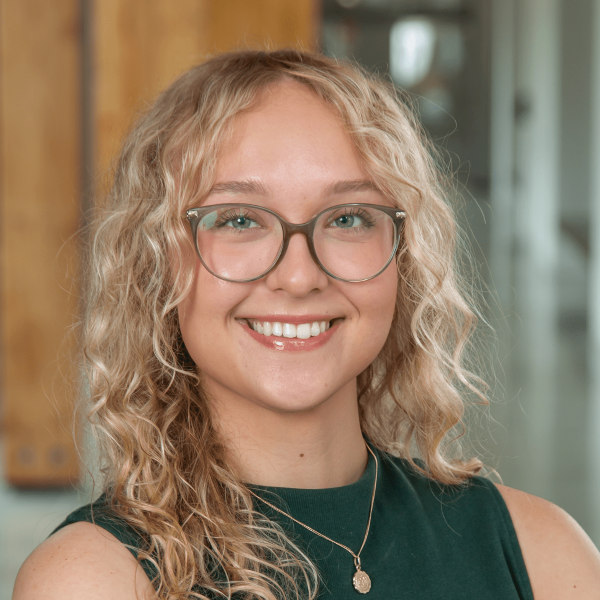 Sarah Borkowski 1600x1600px